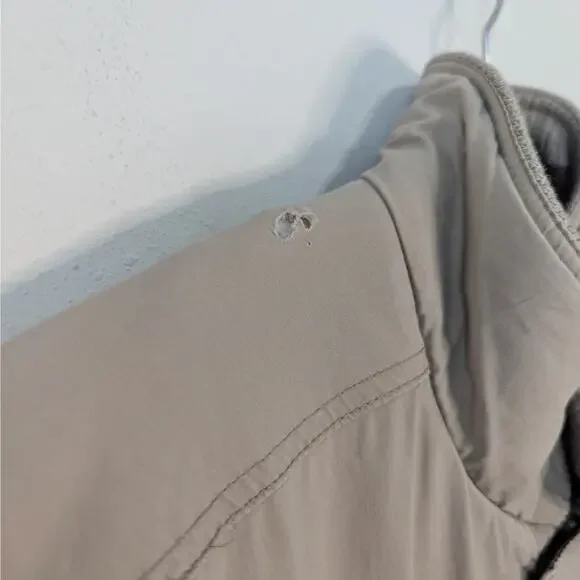 Member's Only Vintage 80s Tan Collared Full Zip Puffer Jacket Size 40 Medium - Picture 2 of 11